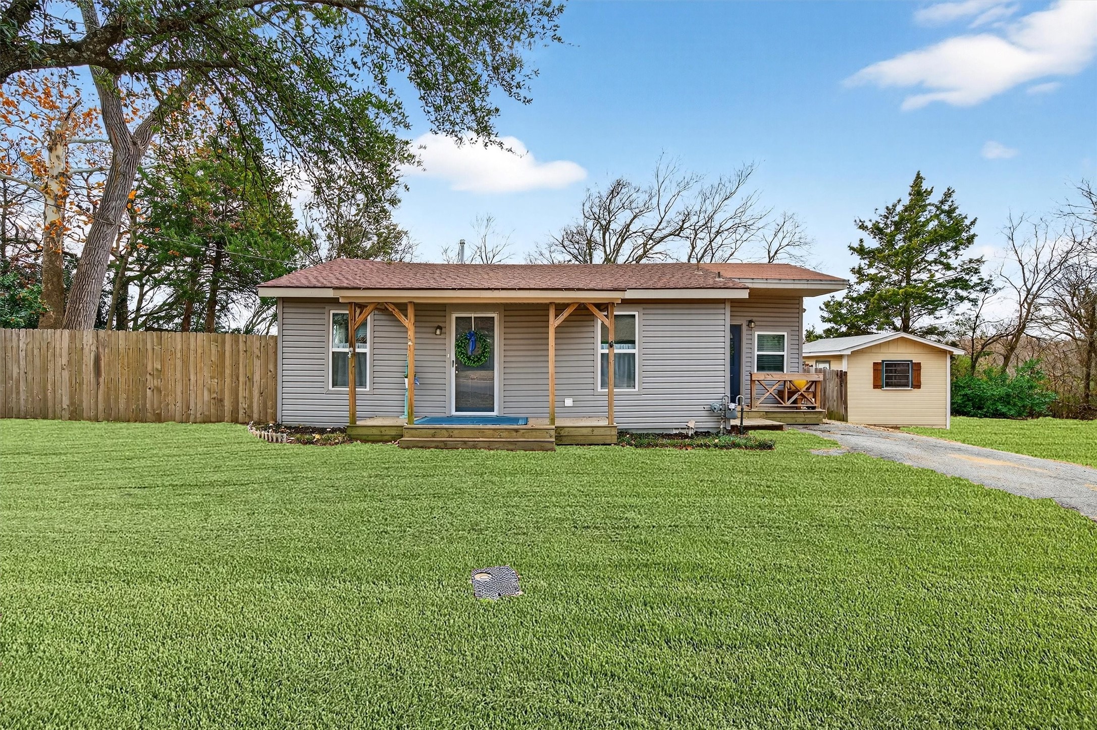 1710 W Crawford Street Denison TX 75020