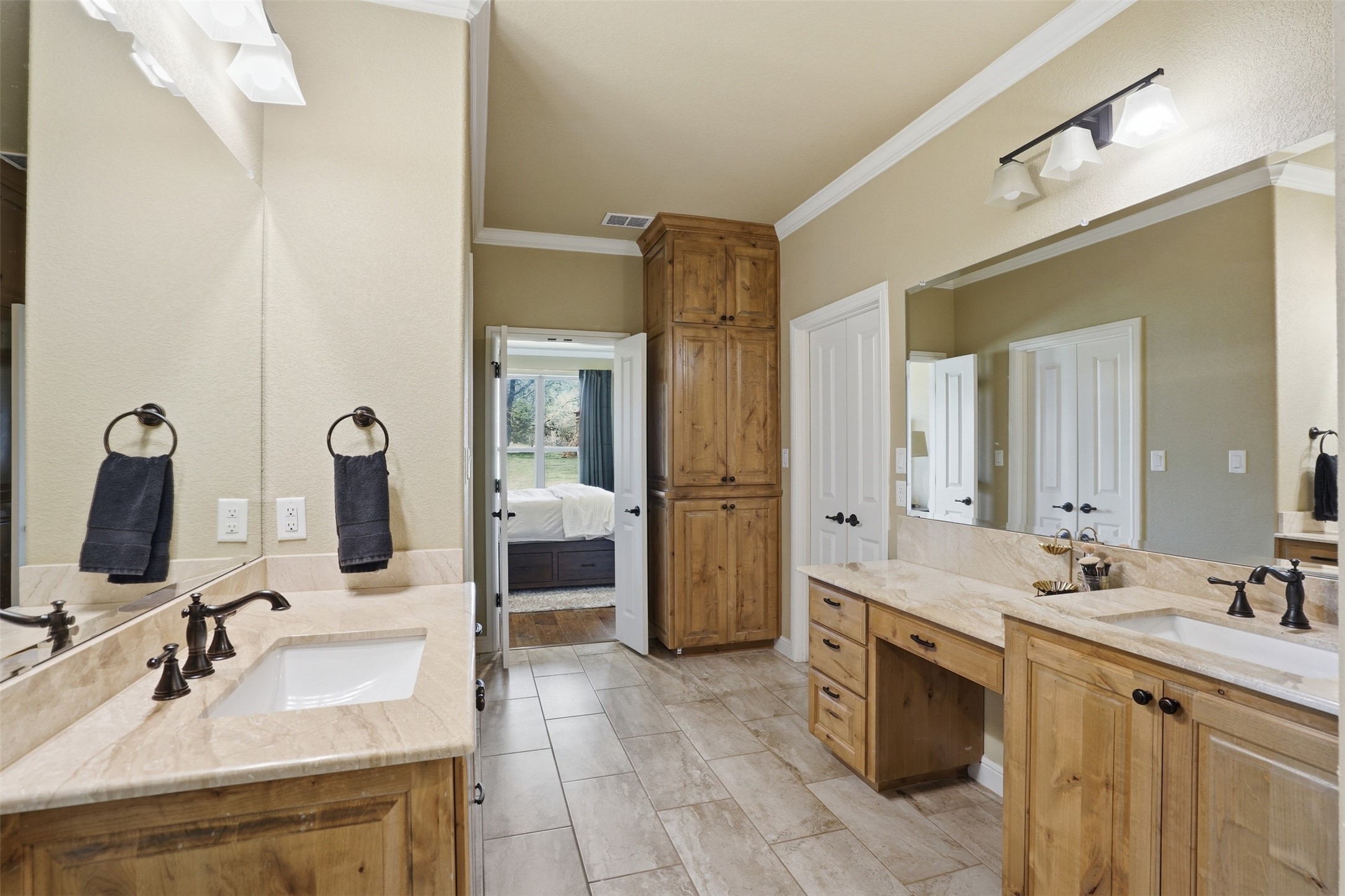 3832 Legend Trail Granbury TX 76049