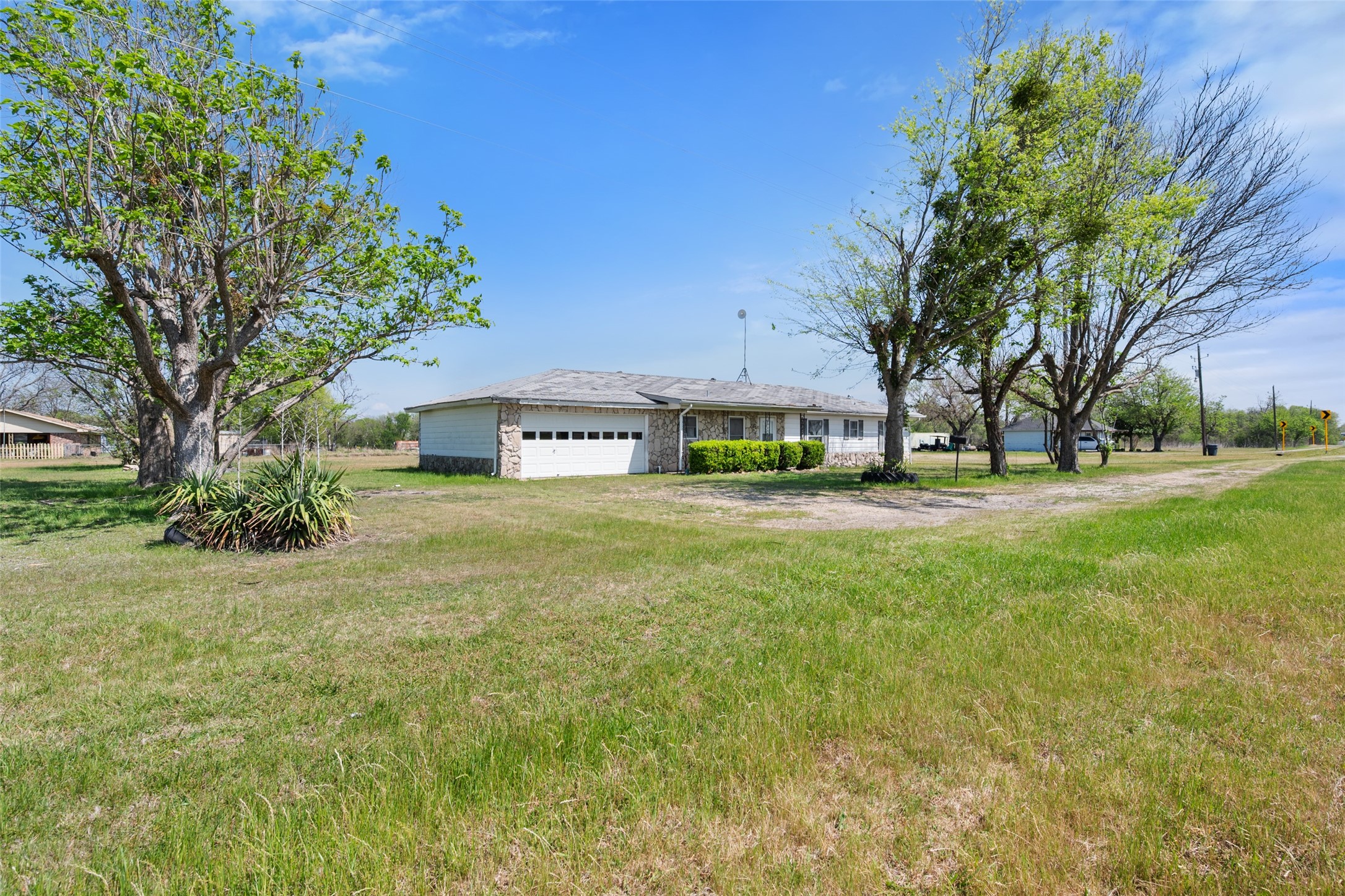 627 Fm 633 Kerens TX 75144