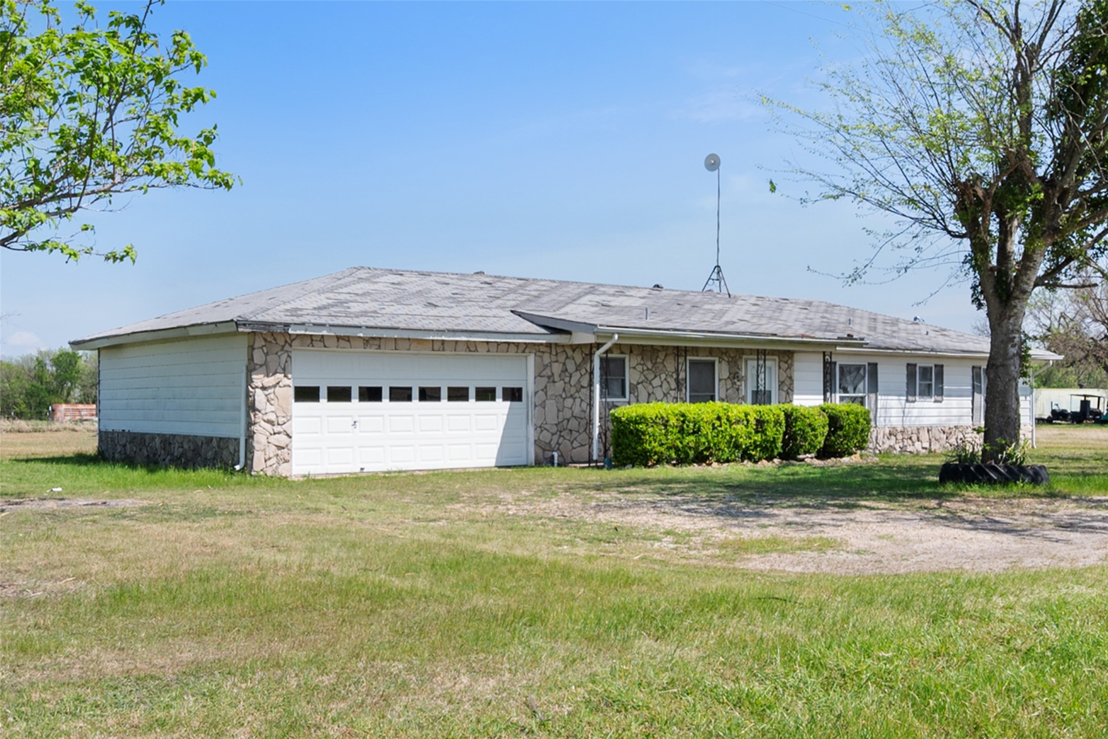 627 Fm 633 Kerens TX 75144