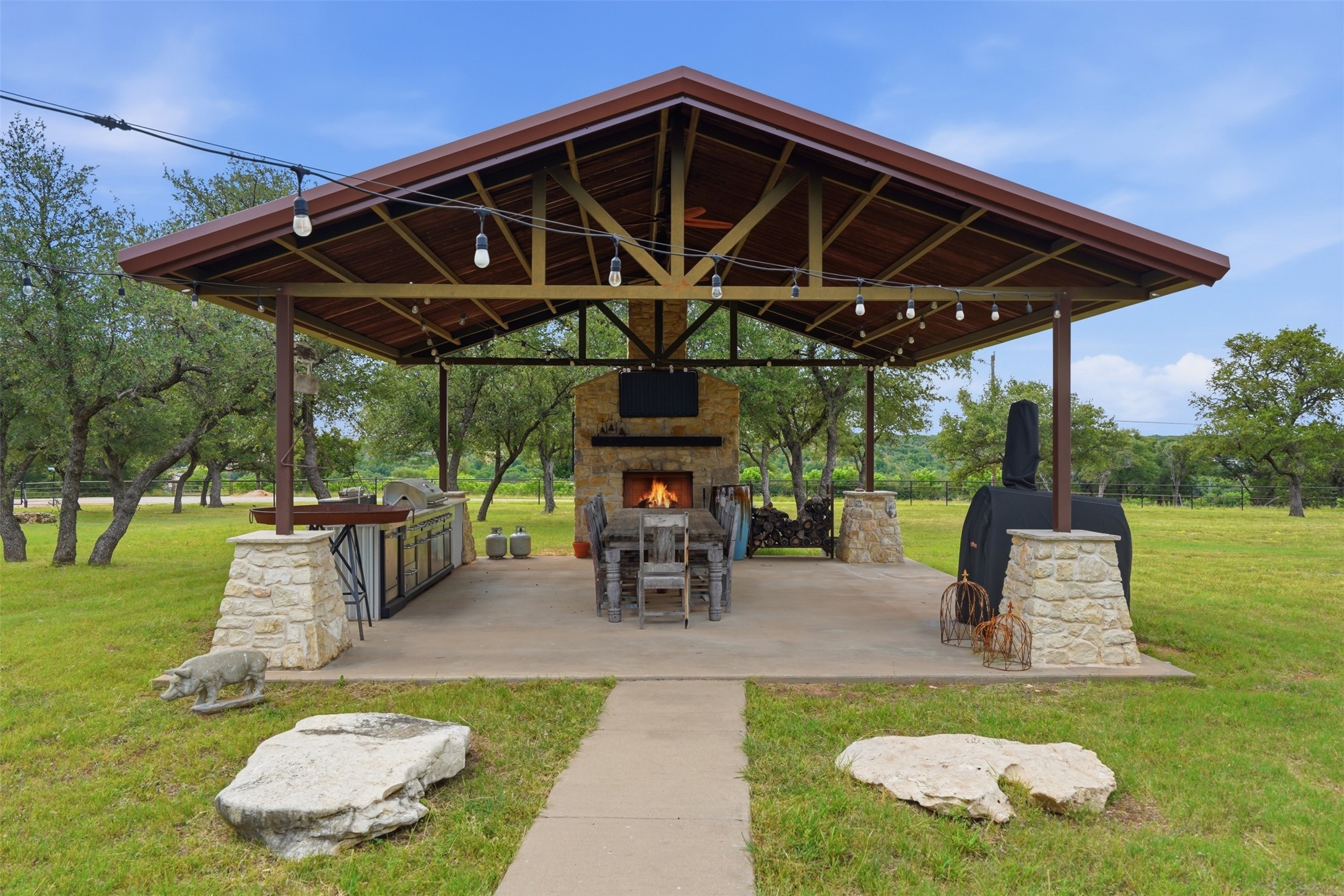 1083 Antler Drive Strawn TX 76475
