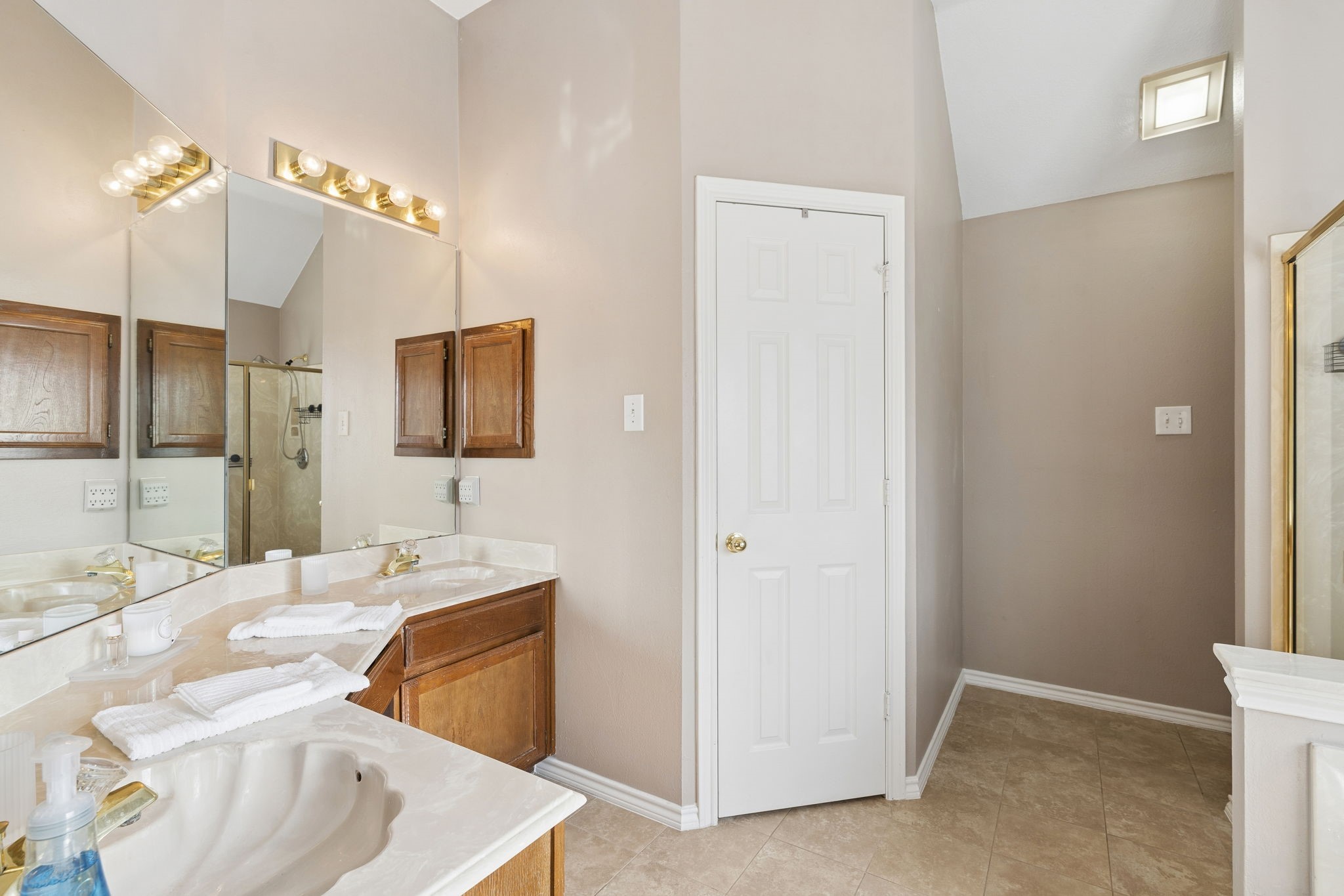 1552 Dublin Circle Grapevine TX 76051