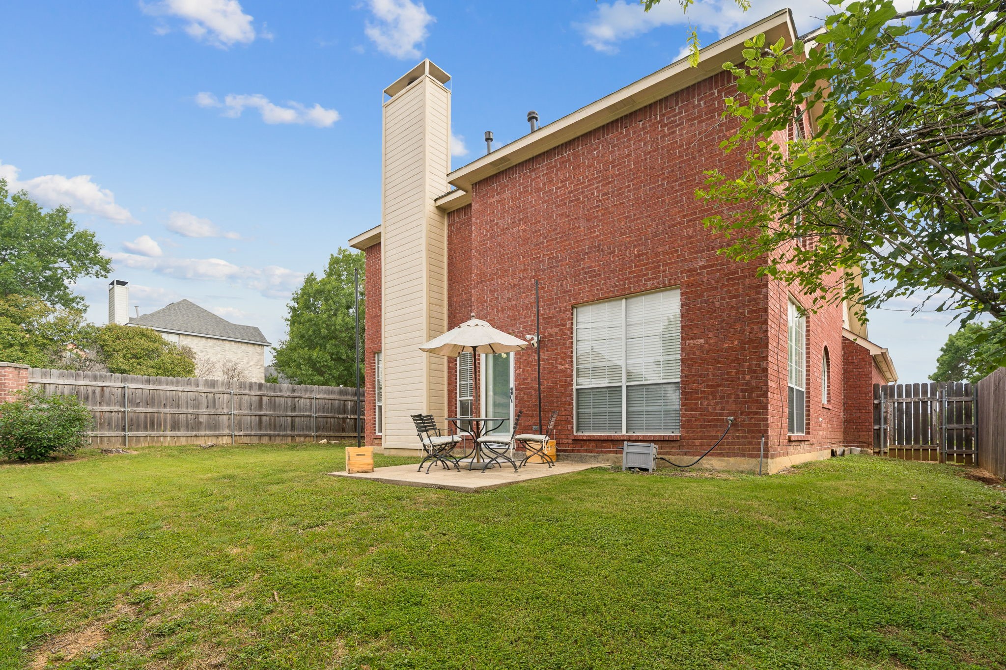 1552 Dublin Circle Grapevine TX 76051