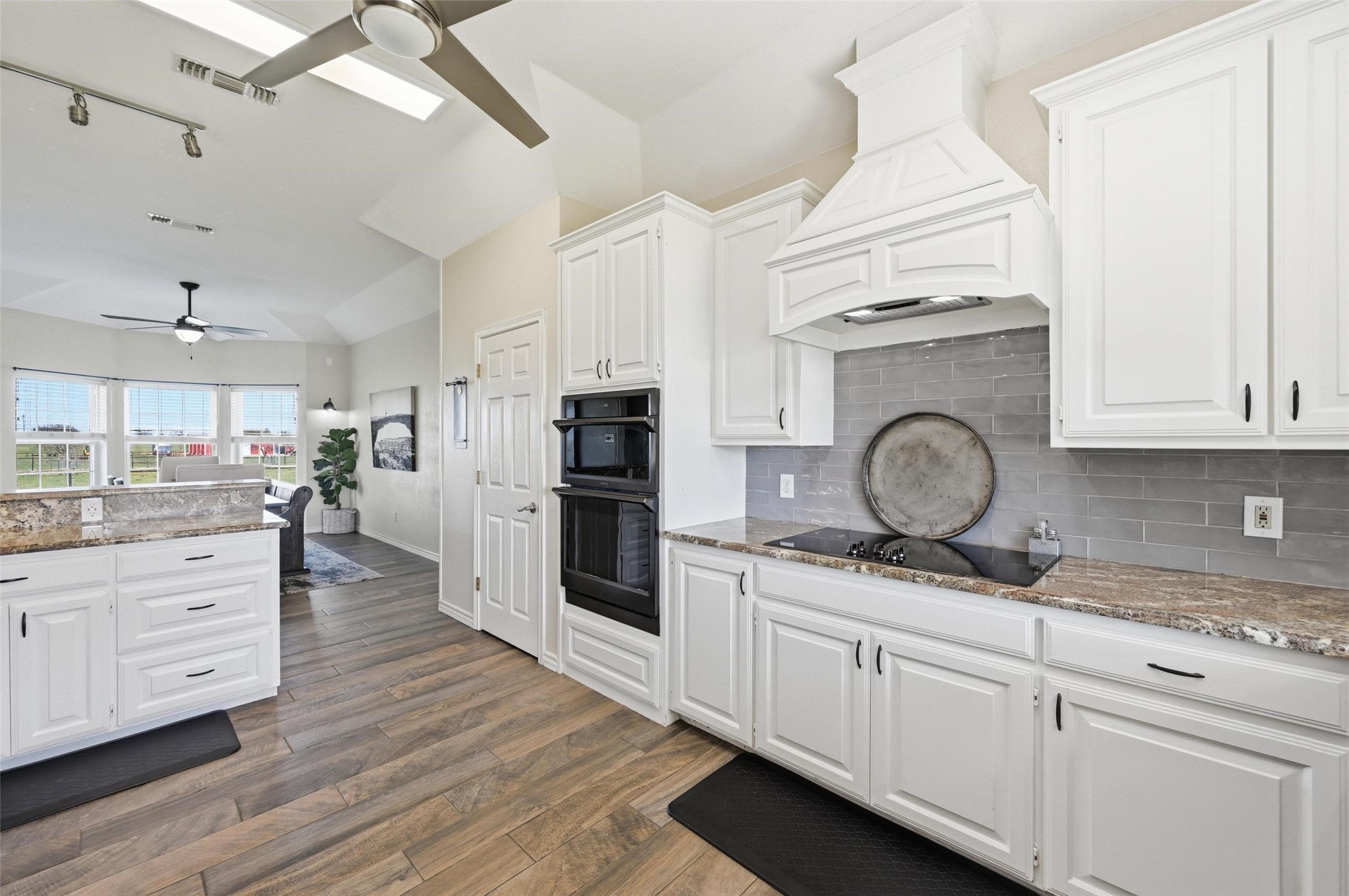 2701 Hulen Street Burleson TX 76028