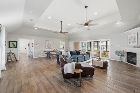 2701 Hulen Street Burleson TX 76028