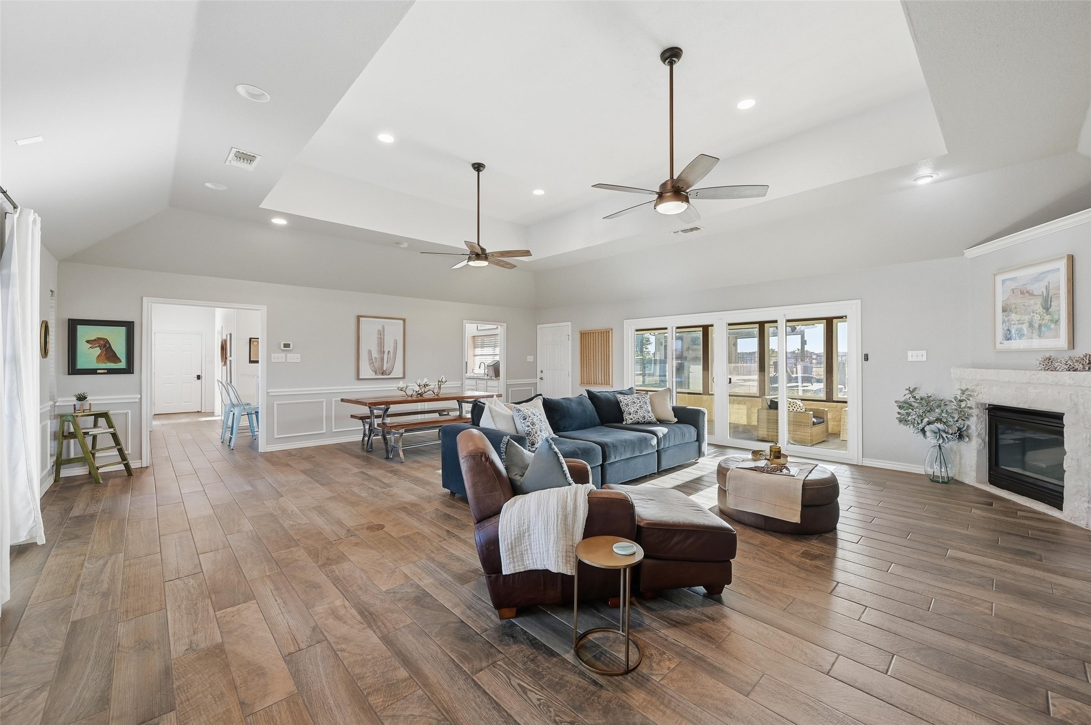 2701 Hulen Street Burleson TX 76028