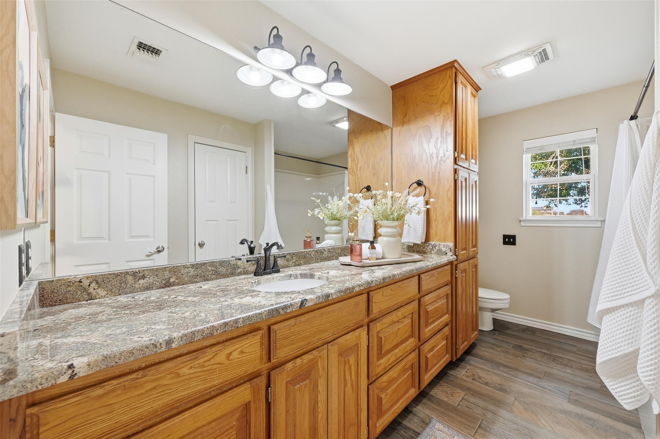 2701 Hulen Street Burleson TX 76028