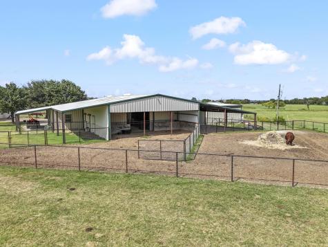 2701 Hulen Street Burleson TX 76028