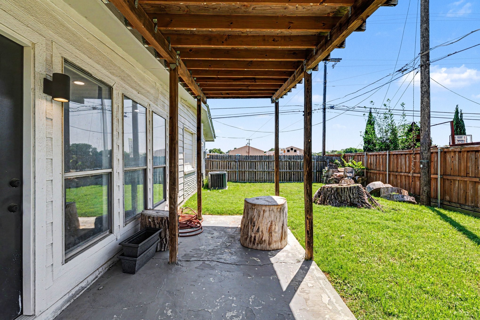 1702 Bristol Court N Irving TX 75062
