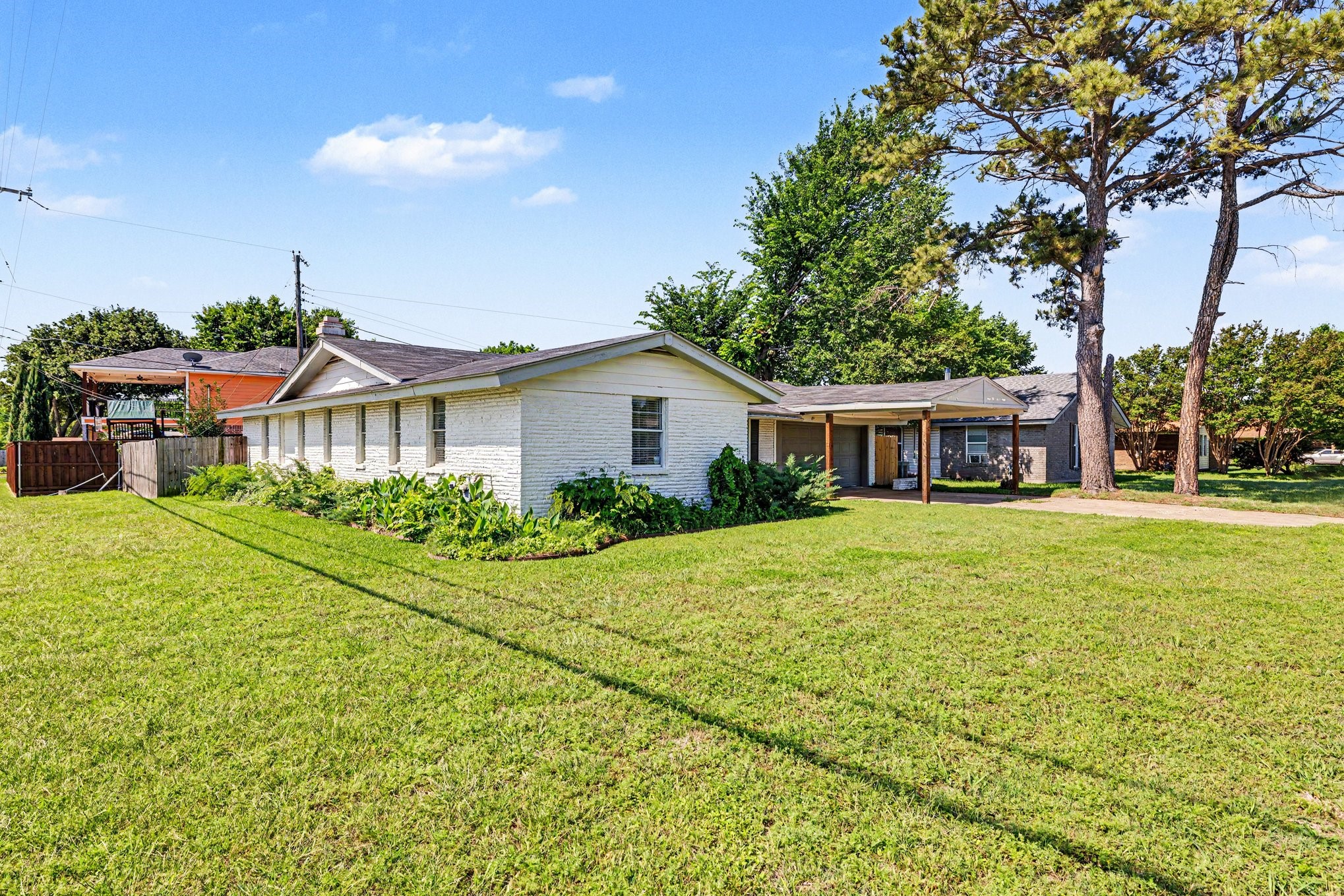 1702 Bristol Court N Irving TX 75062