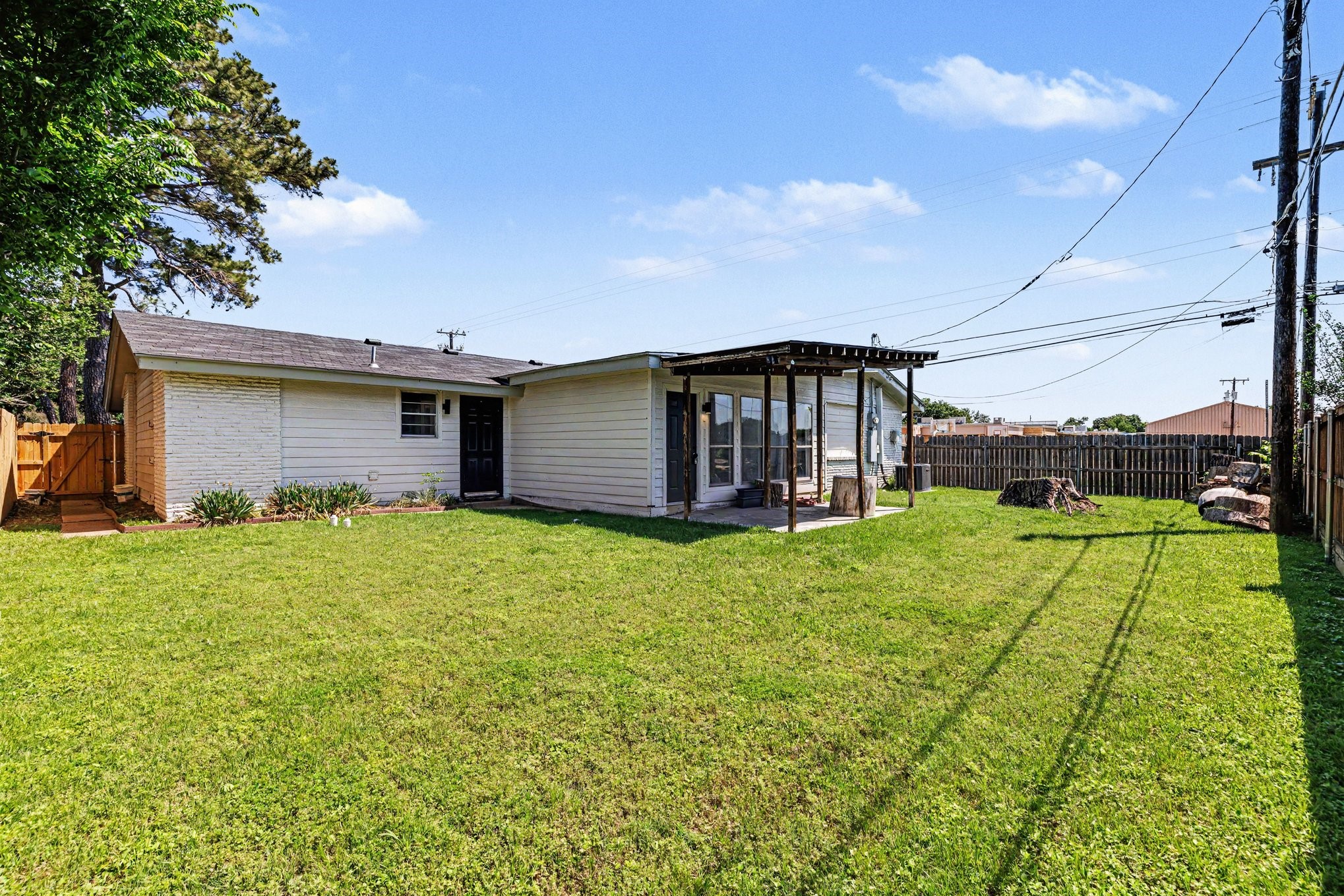 1702 Bristol Court N Irving TX 75062