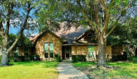 1926 Merrimac Trail Garland TX 75043