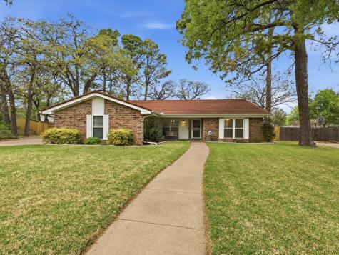 209 Valley View Court Azle TX 76020