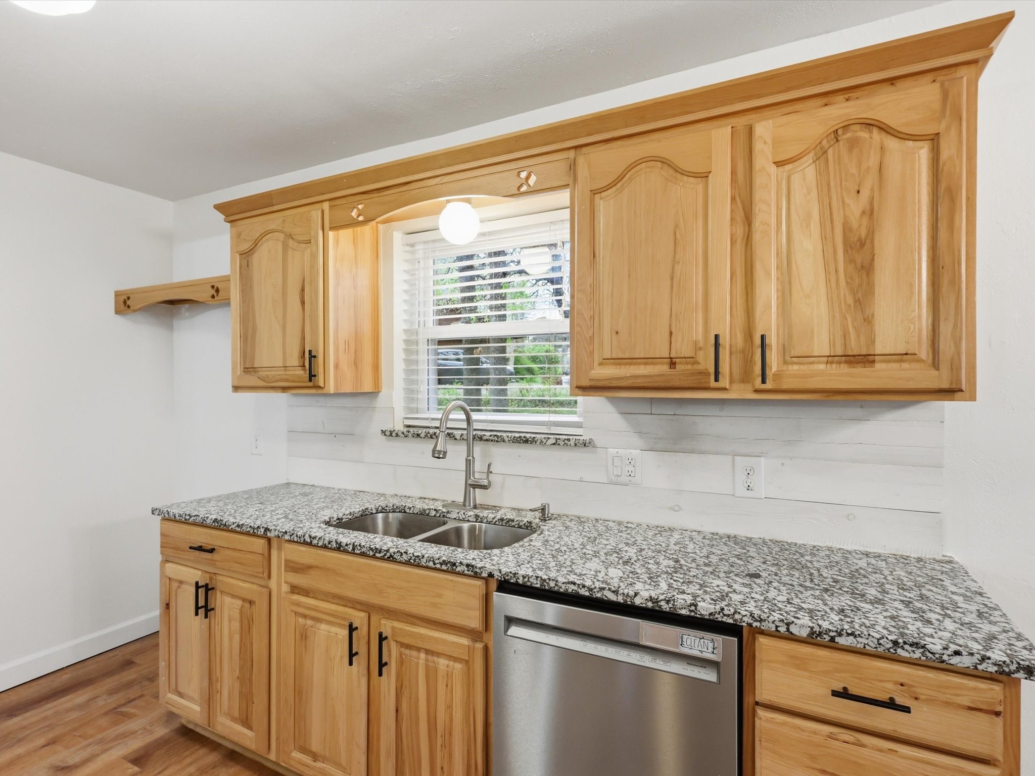 209 Valley View Court Azle TX 76020