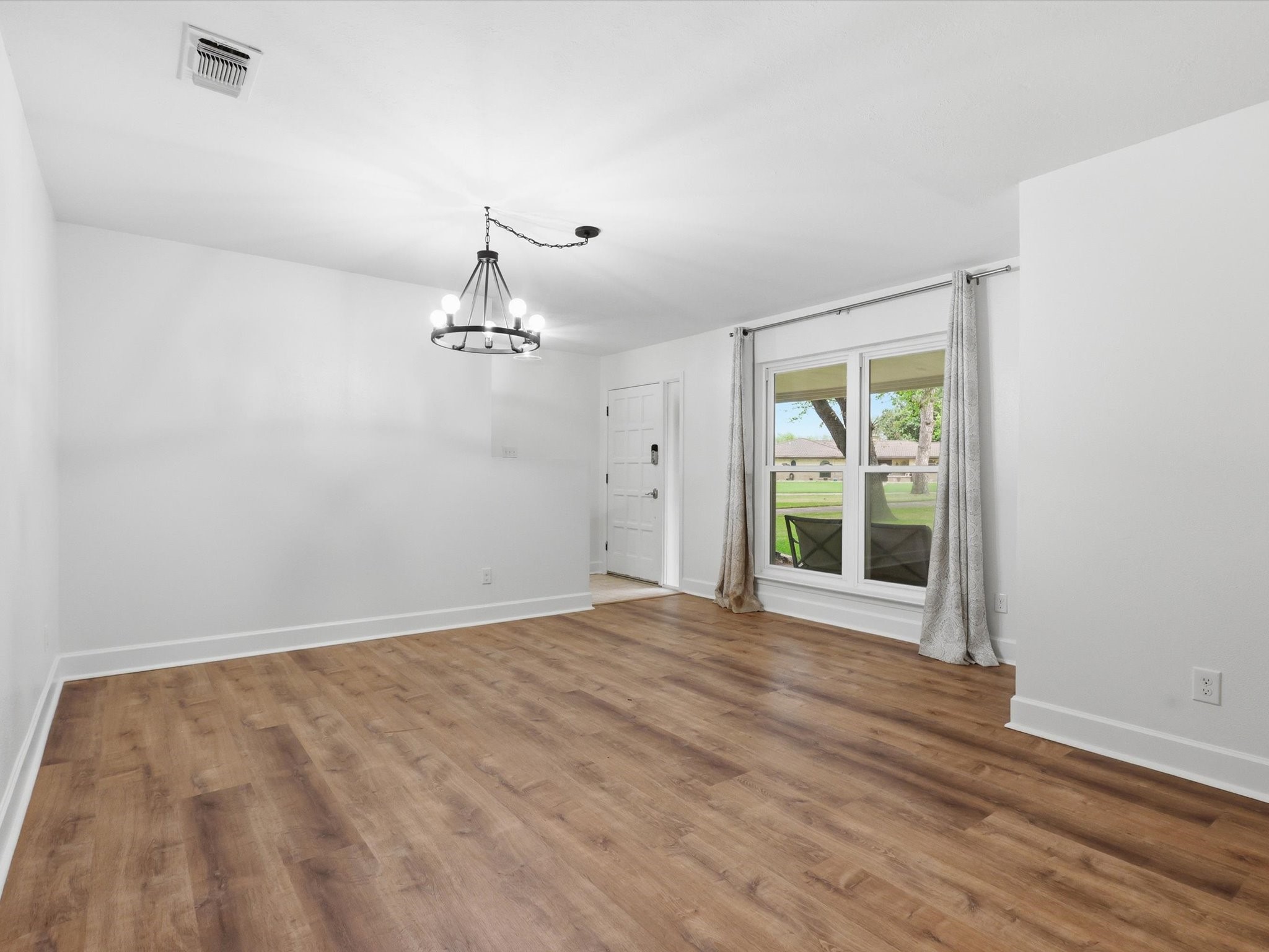 209 Valley View Court Azle TX 76020