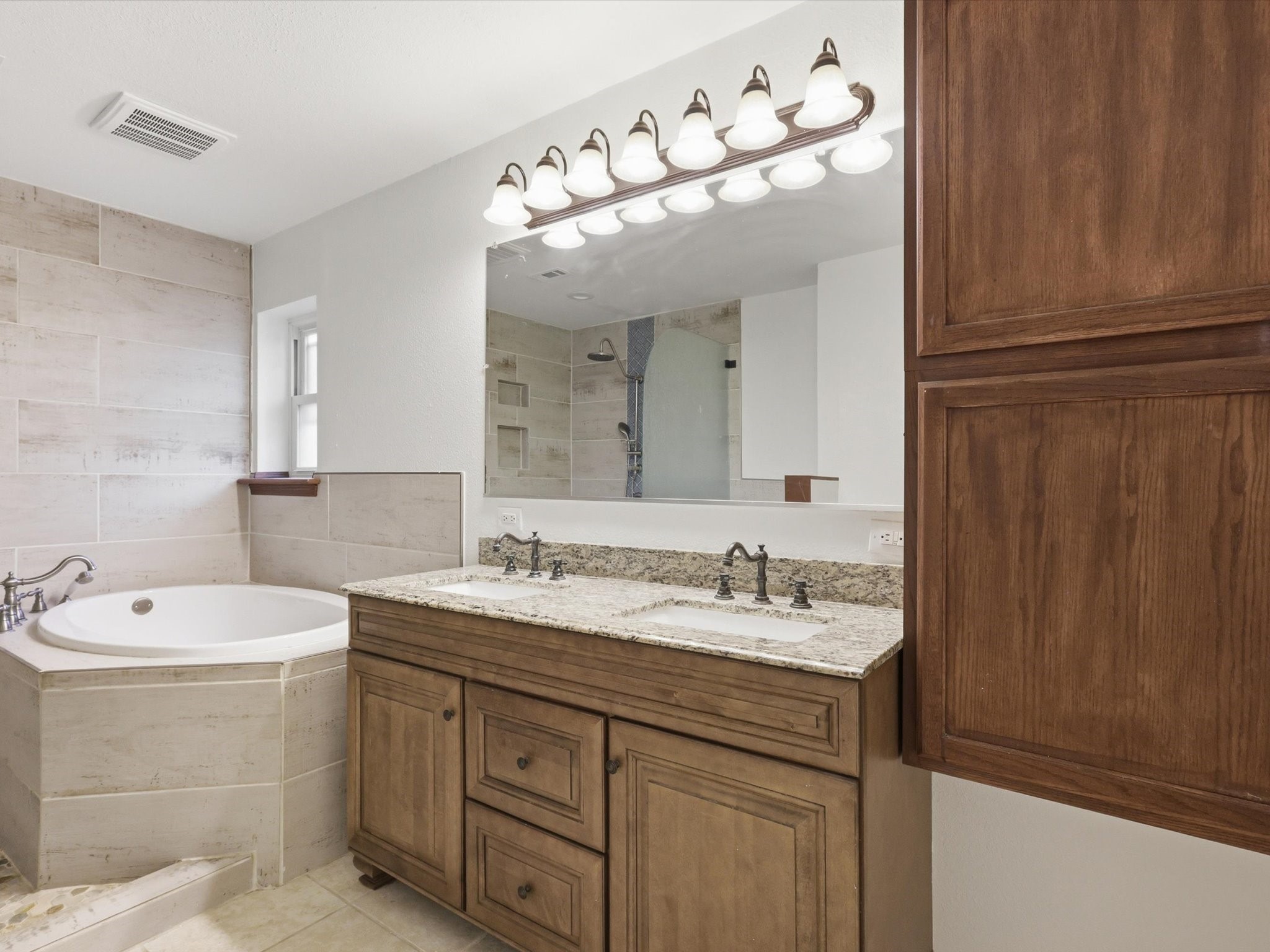 209 Valley View Court Azle TX 76020