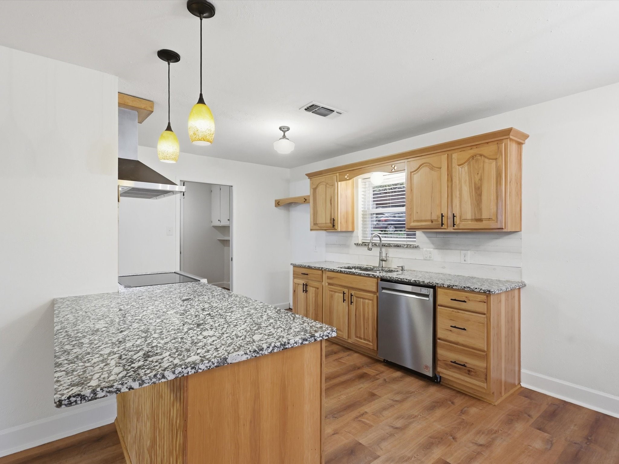 209 Valley View Court Azle TX 76020