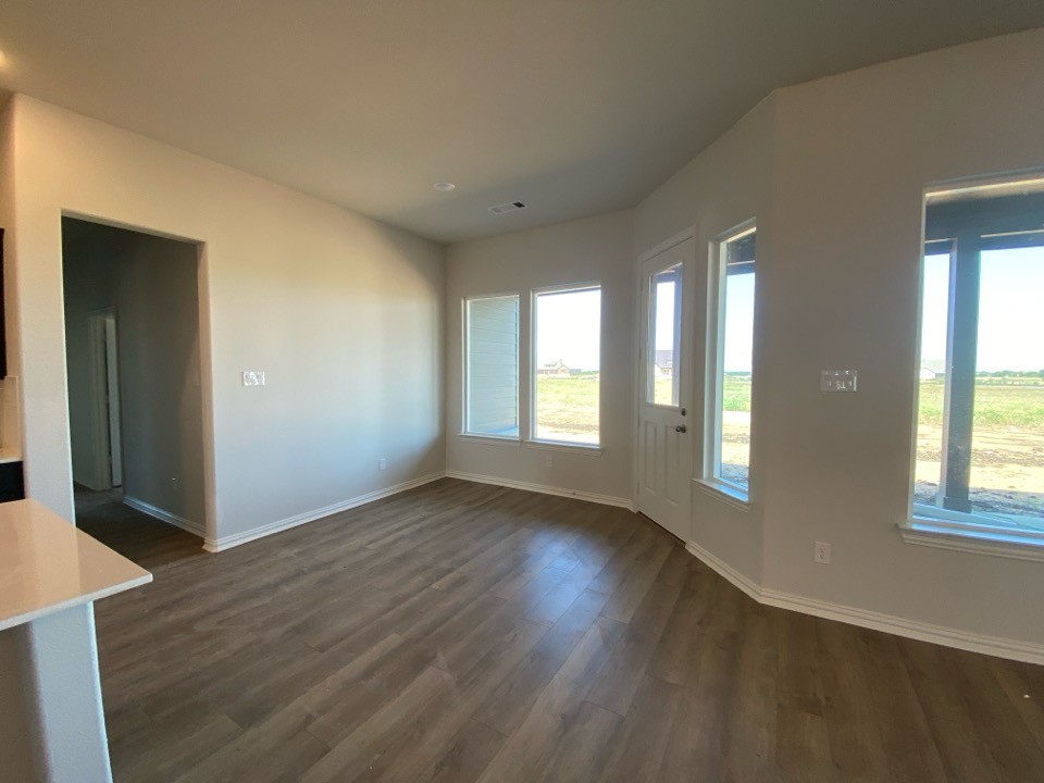 78 Aurora Avenue Valley View TX 76272