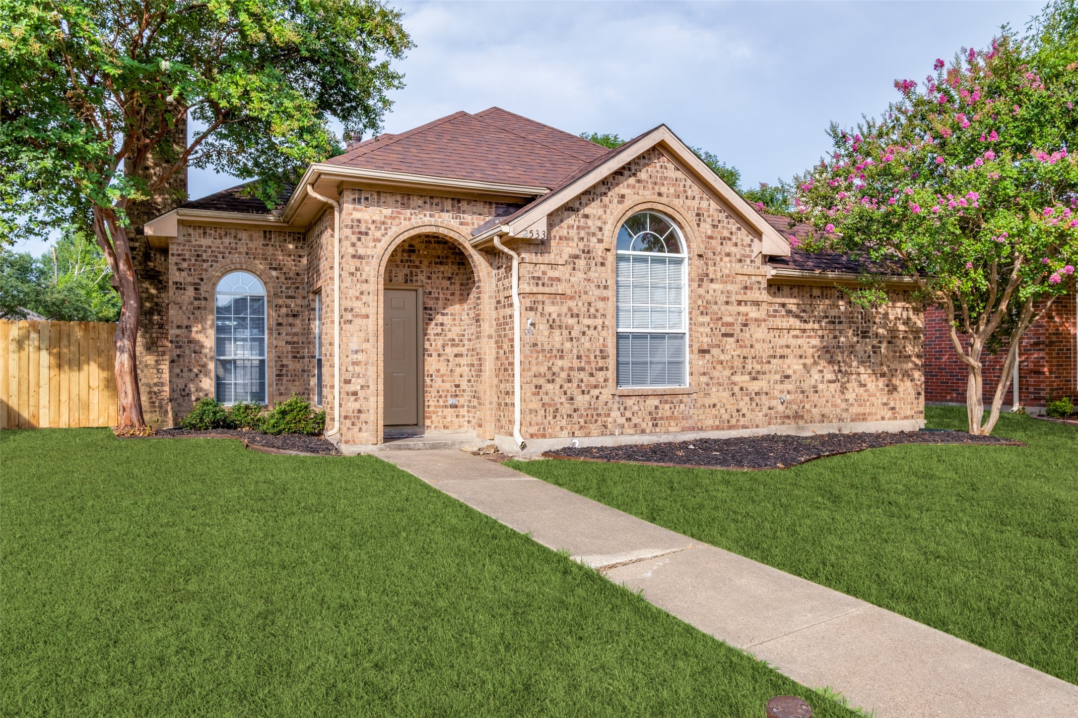 2533 Bent Brook Drive Mesquite TX 75181