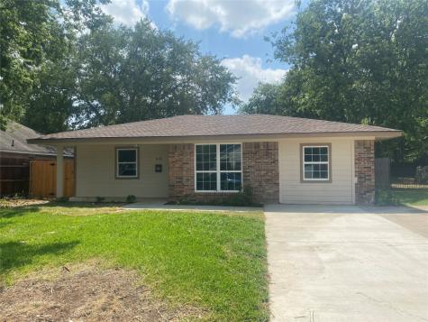 826 Pangburn Street Grand Prairie TX 75051