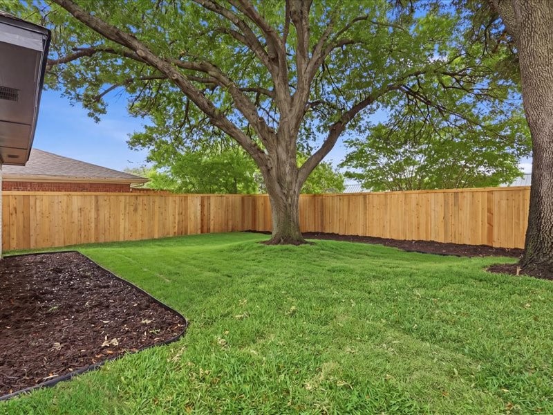 2112 Treehouse Lane Plano TX 75023