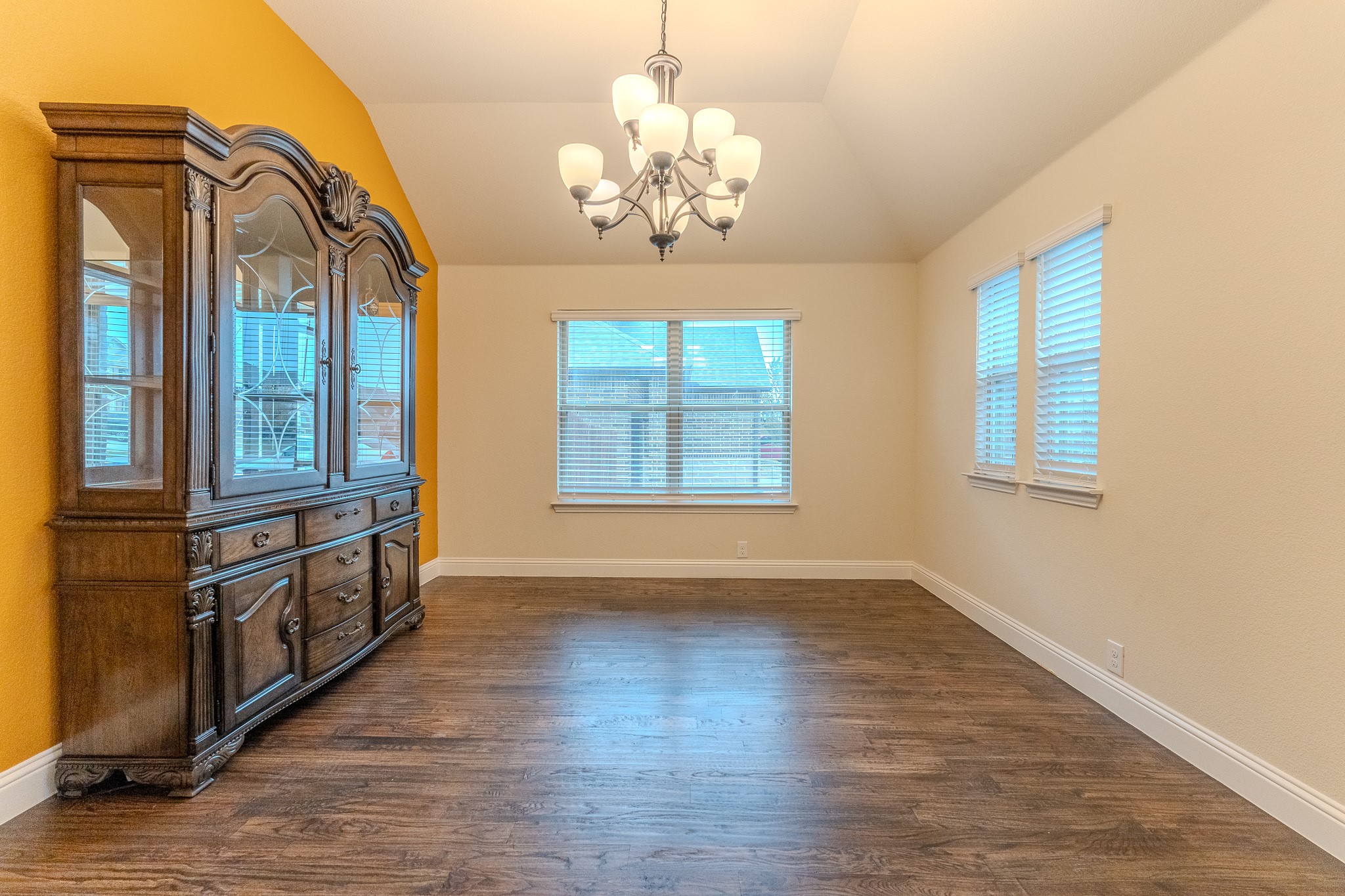 6308 Sudbury Lane Mesquite TX 75181