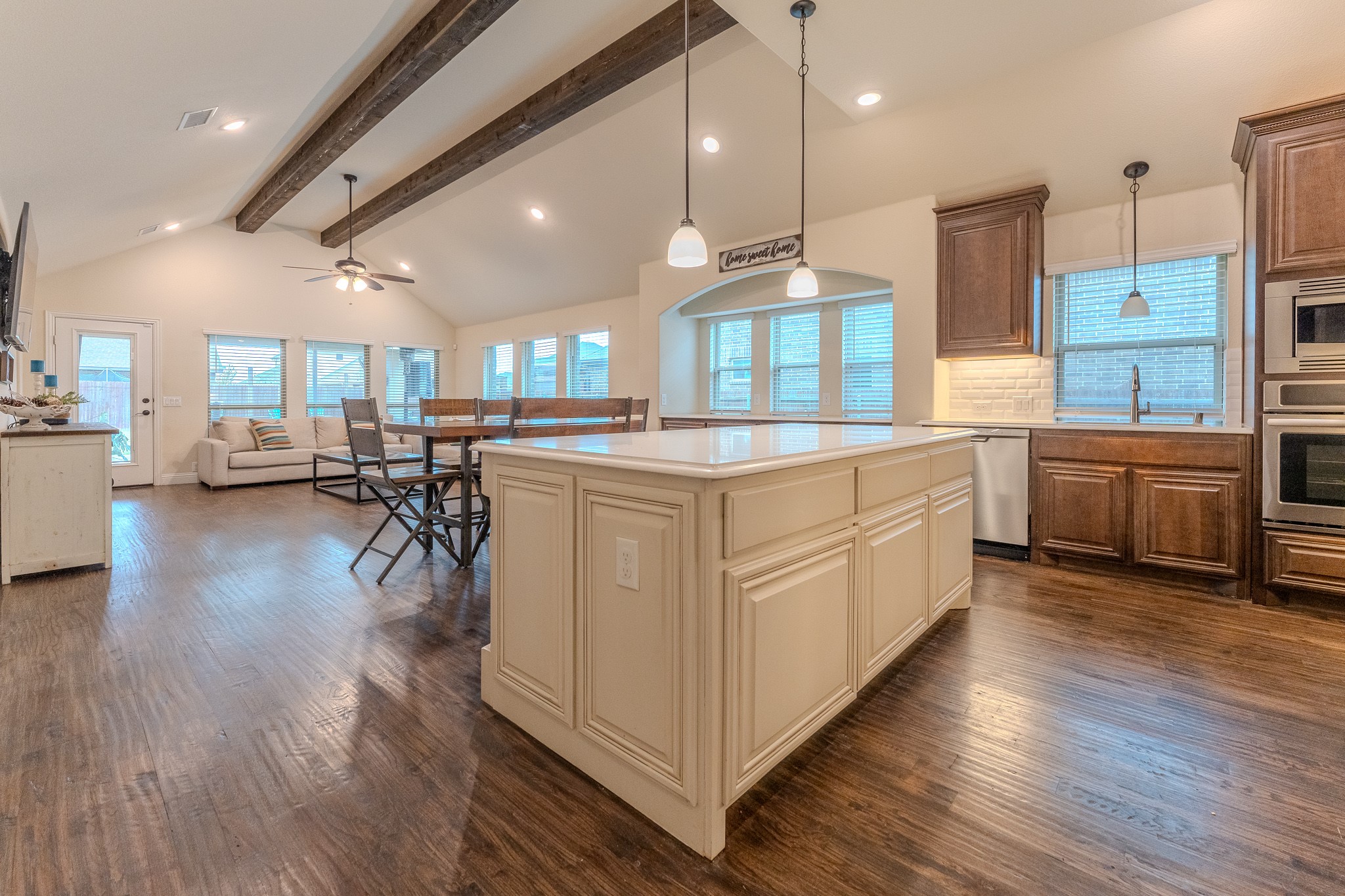 6308 Sudbury Lane Mesquite TX 75181