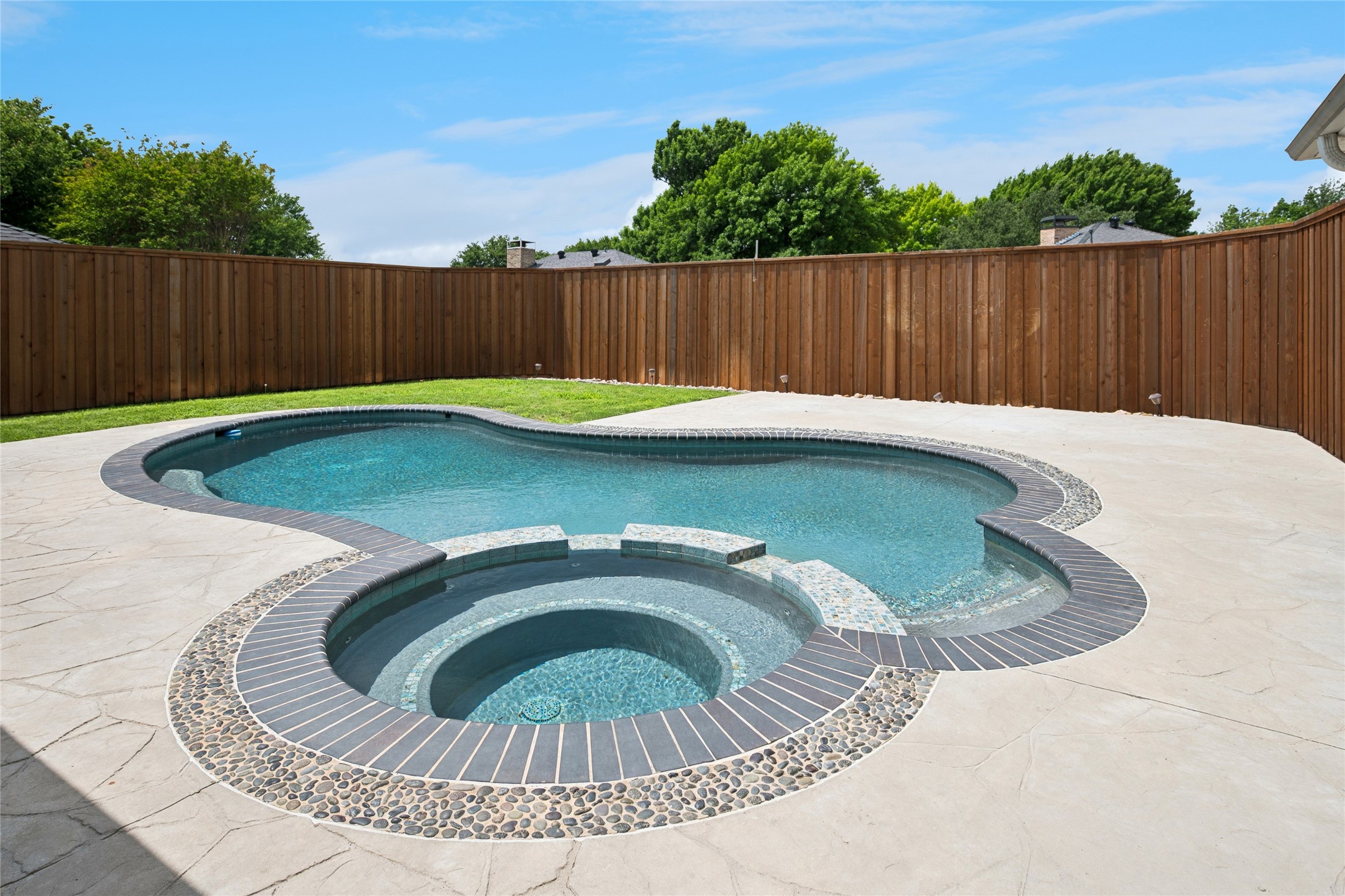 1613 Nevada Drive Plano TX 75093