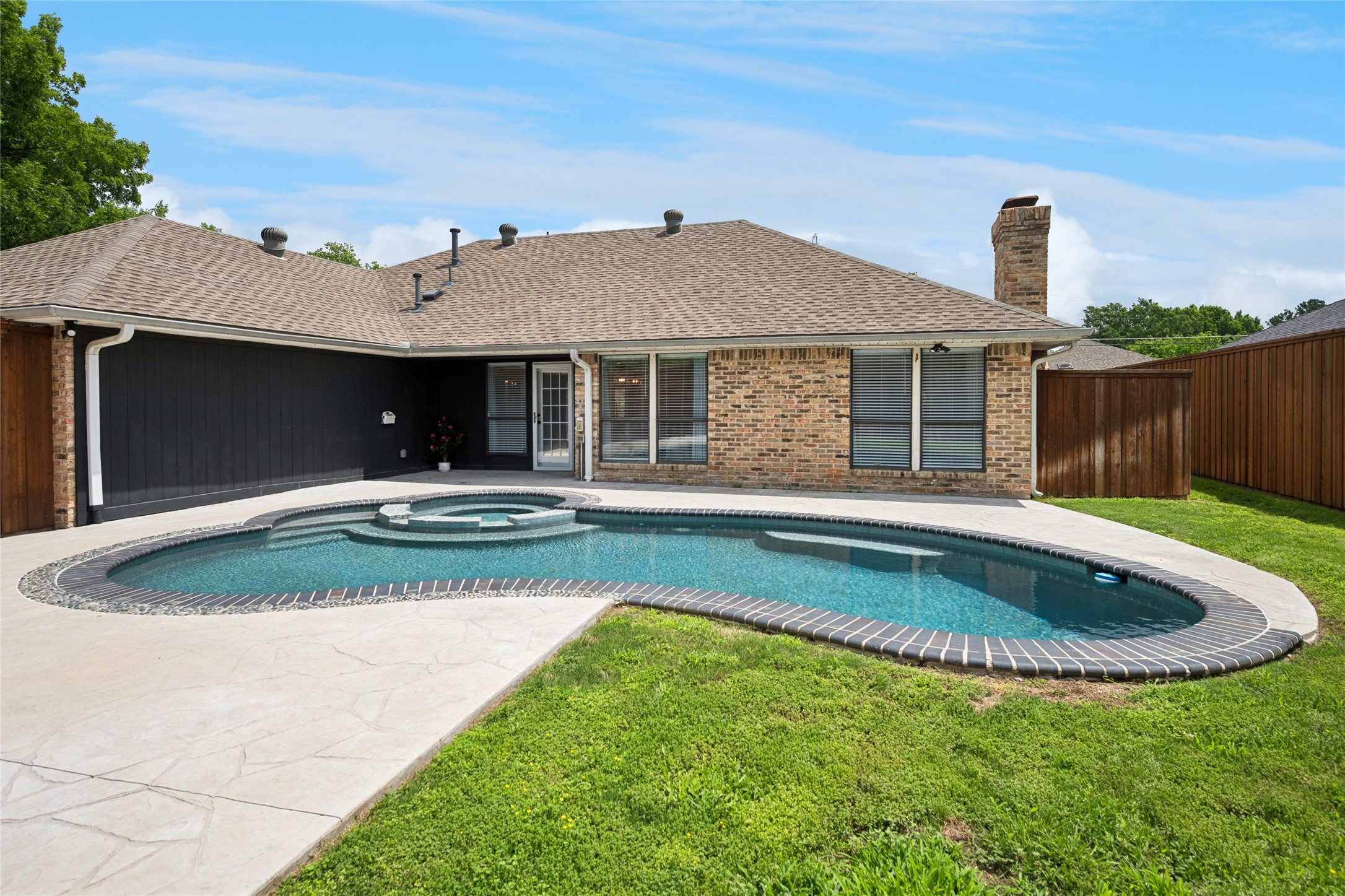 1613 Nevada Drive Plano TX 75093