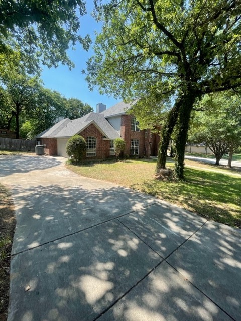 1800 Druid Lane Fort Worth TX 76112