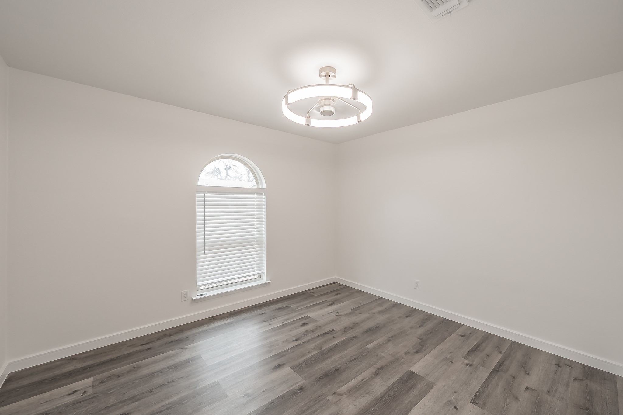 8409 Glenann Drive North Richland Hills TX 76182