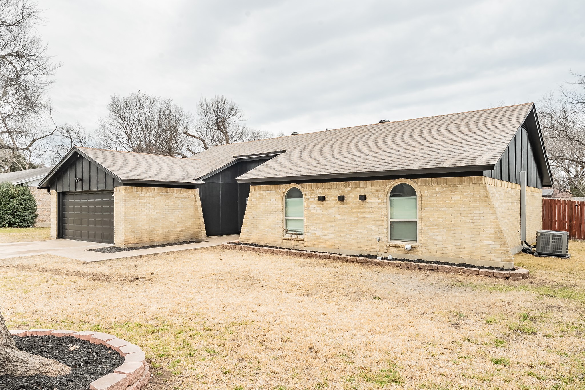8409 Glenann Drive North Richland Hills TX 76182