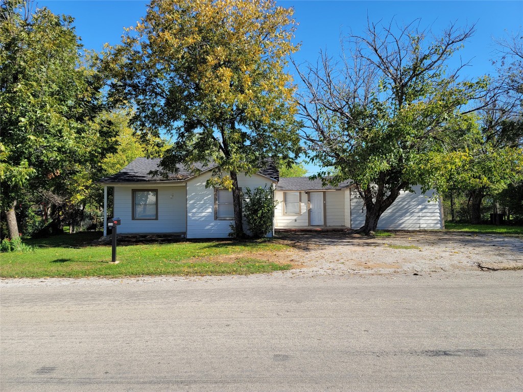 504 8th Street Brownwood TX 76801