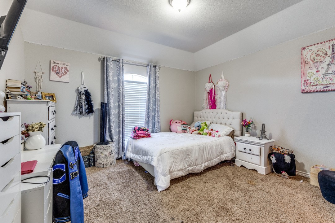 1121 Hidden Glen Court Burleson TX 76028