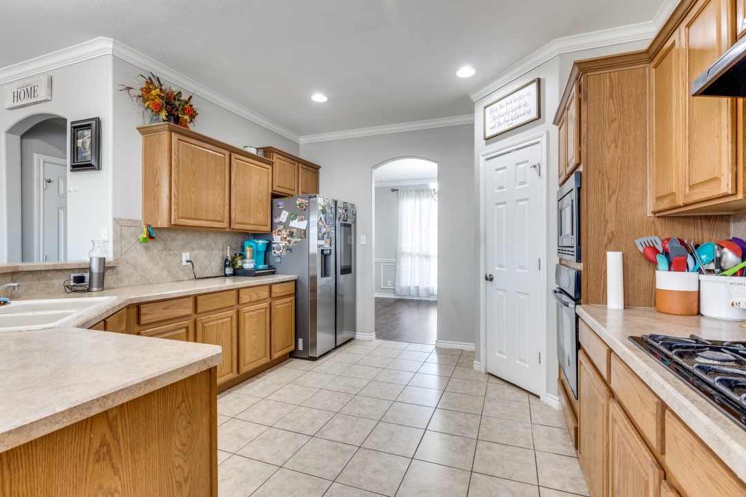 1121 Hidden Glen Court Burleson TX 76028