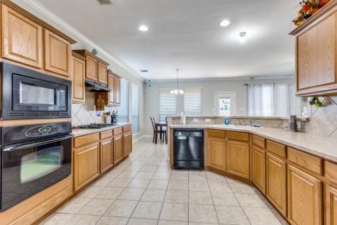 1121 Hidden Glen Court Burleson TX 76028