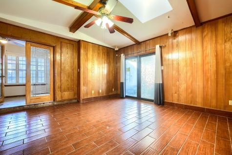 2112 Mangum Street Commerce TX 75428