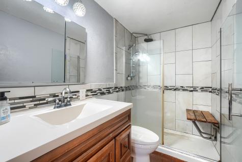 2112 Mangum Street Commerce TX 75428