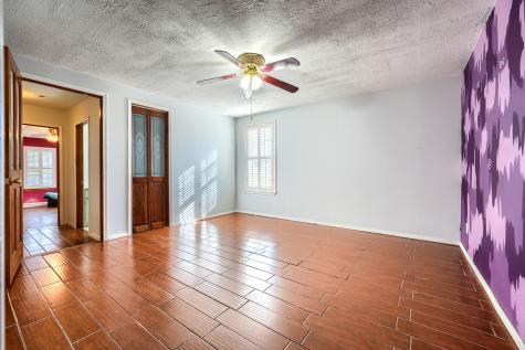 2112 Mangum Street Commerce TX 75428