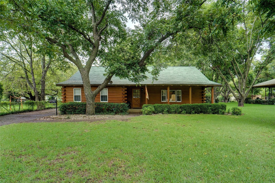3041 Kerry Lane Haltom City TX 76117
