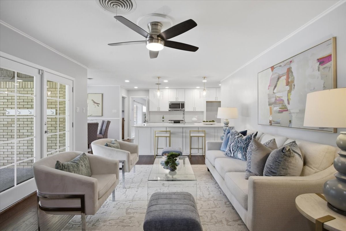 4321 Selkirk Drive W Fort Worth TX 76109