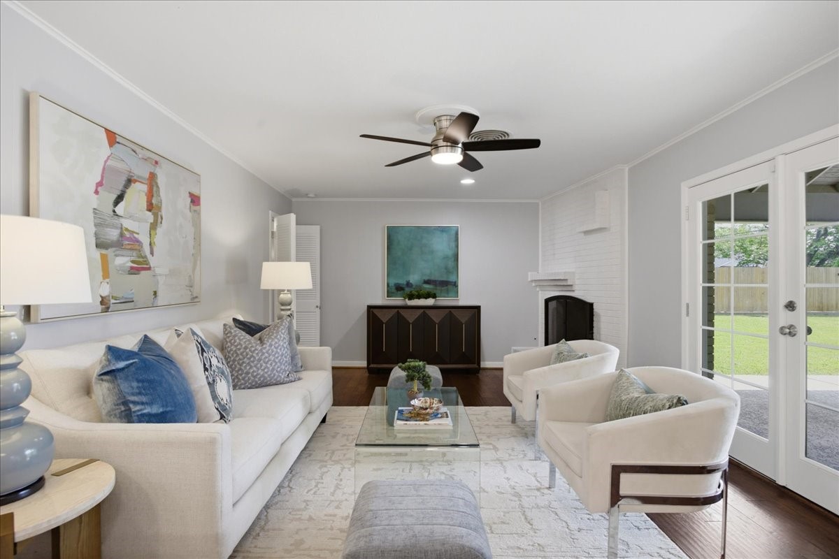 4321 Selkirk Drive W Fort Worth TX 76109
