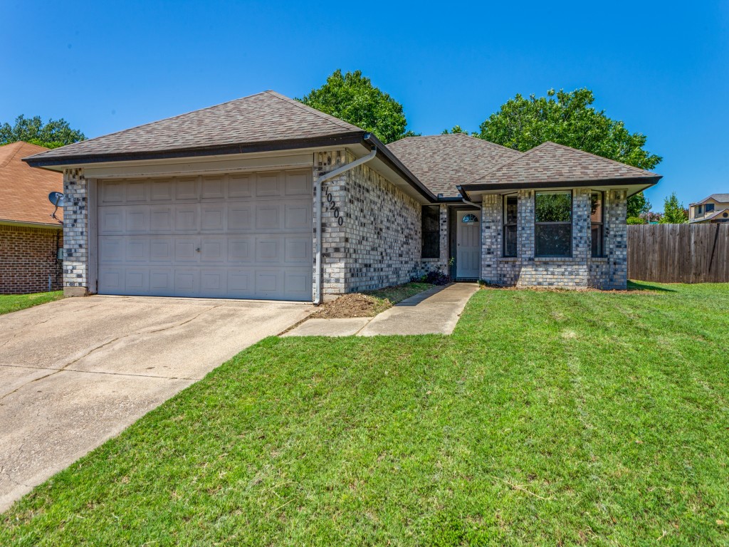 10200 Pack Saddle Court Fort Worth TX 76108