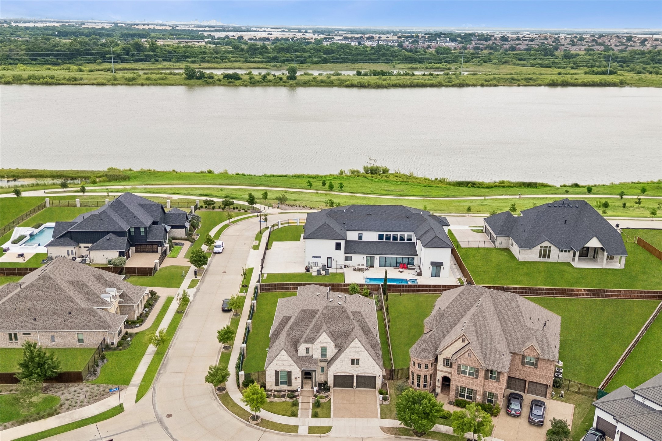 1910 Woodland Skipper Way Arlington TX 76005