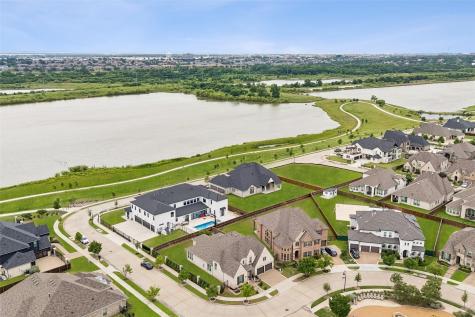 1910 Woodland Skipper Way Arlington TX 76005