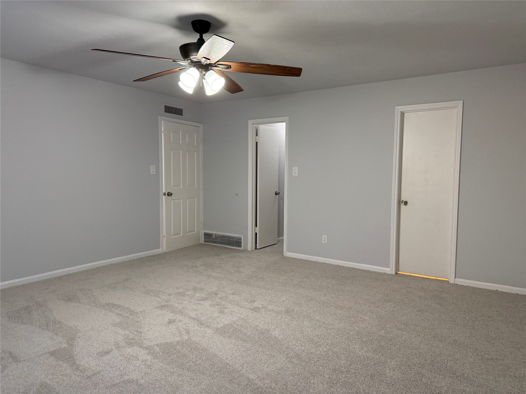 7002 Forestview Drive Arlington TX 76016