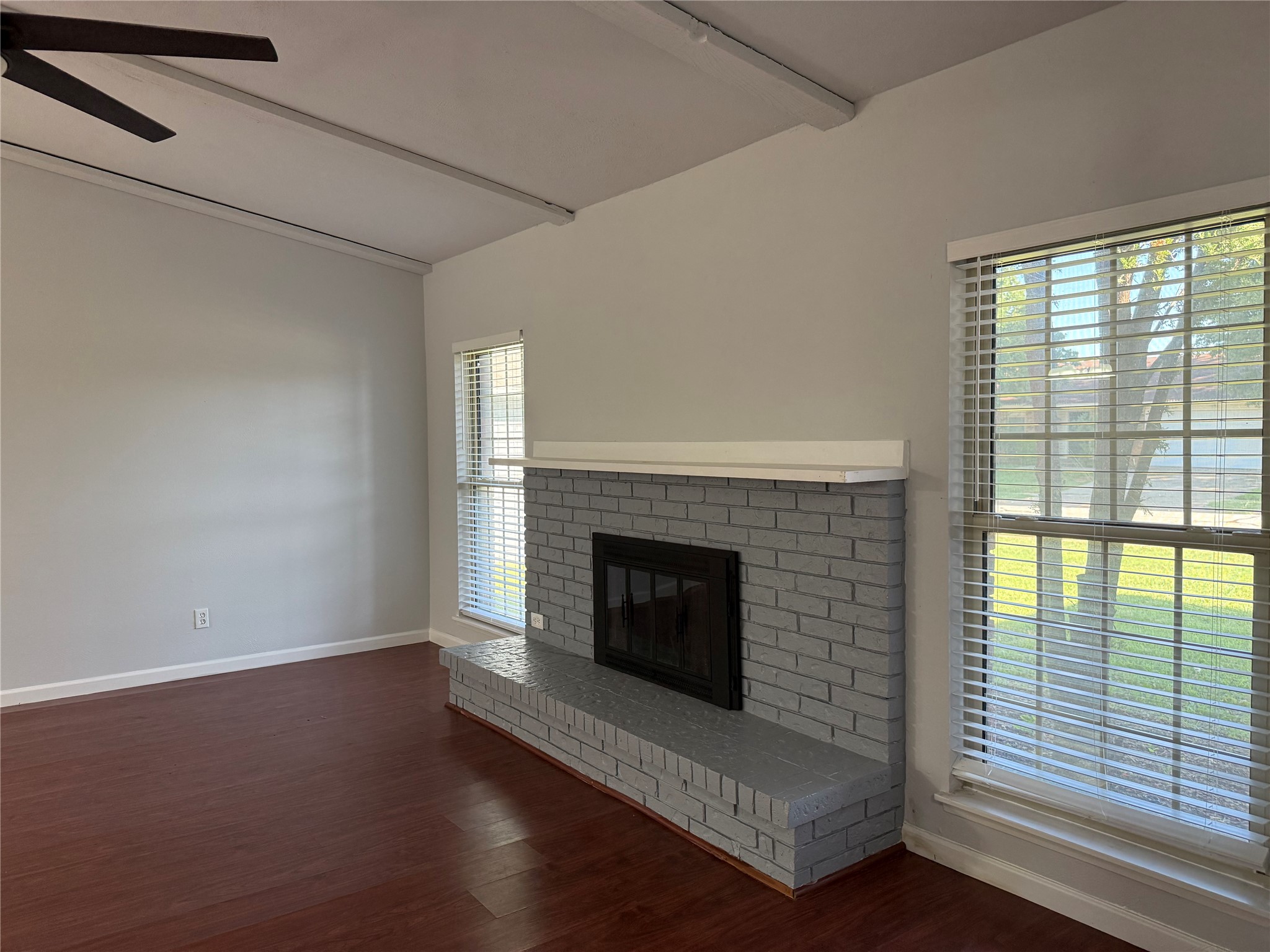 7002 Forestview Drive Arlington TX 76016