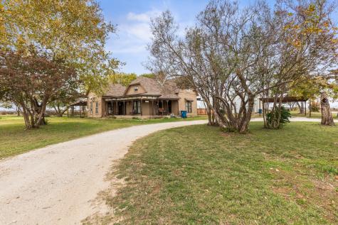 800 W Roosevelt Avenue Whitney TX 76692