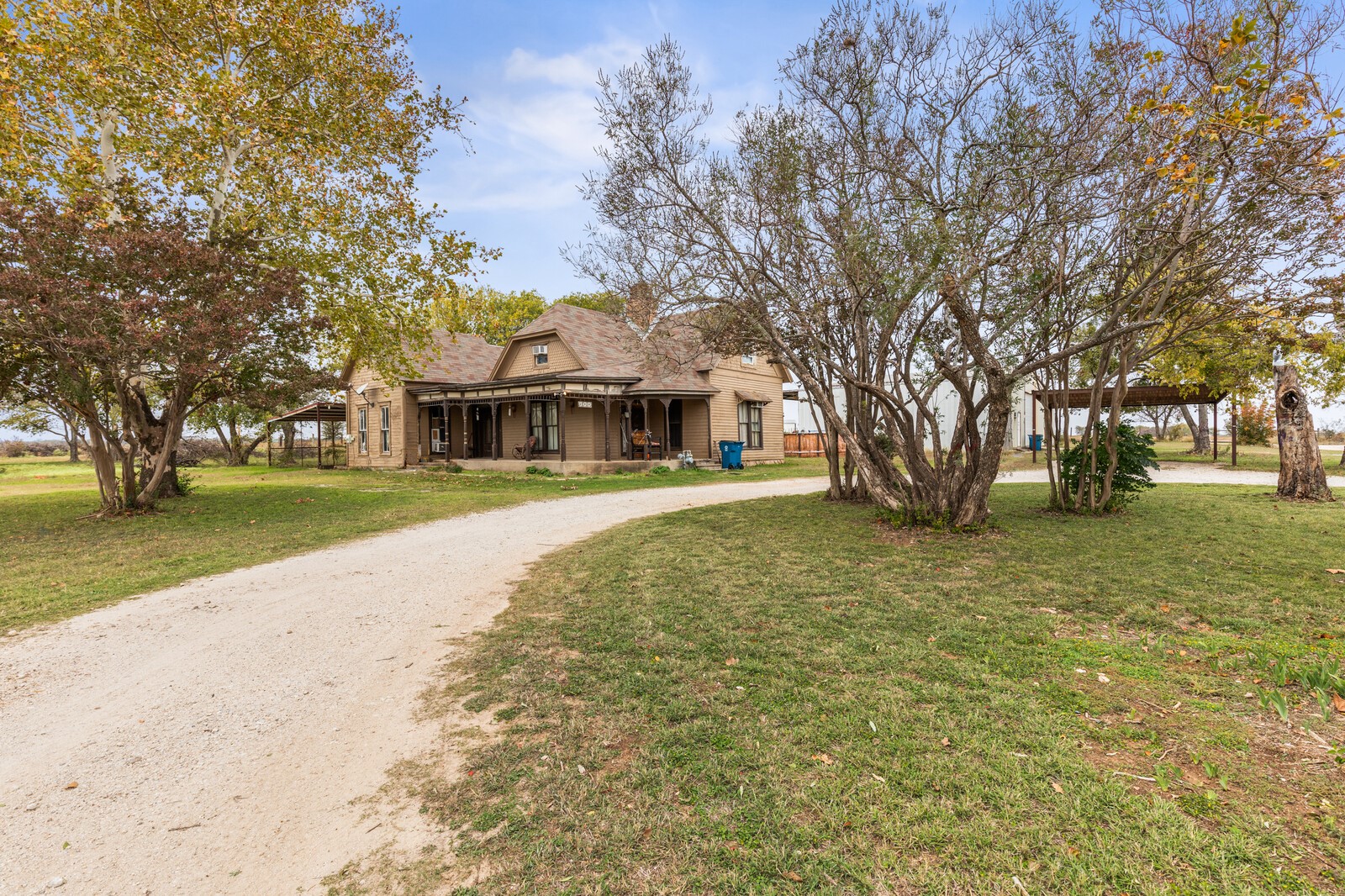 800 W Roosevelt Avenue Whitney TX 76692