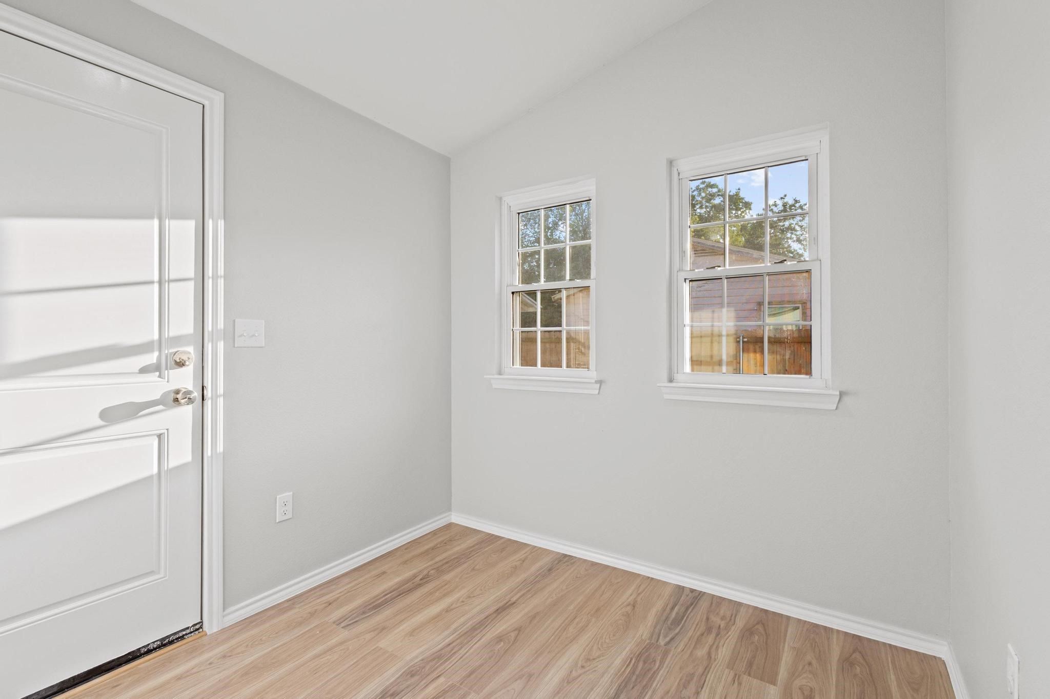 821 Doss Street Bonham TX 75418